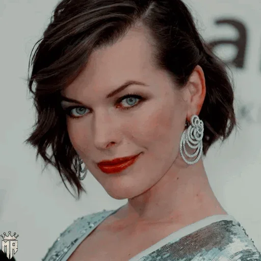 😏 Стикер «Mila Jovovich» для Telegram