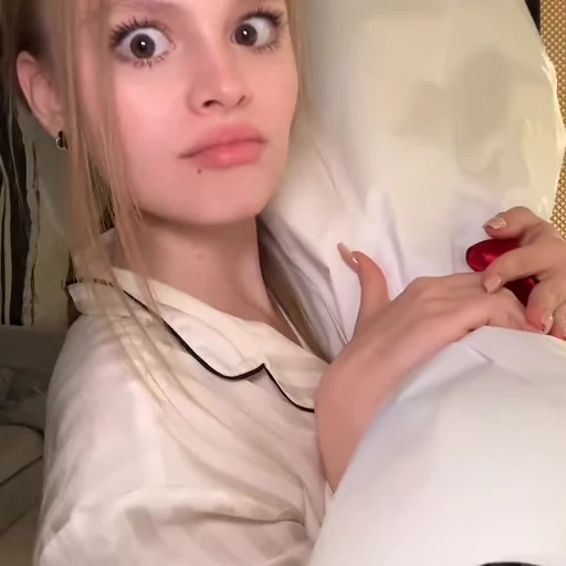 💐 Стикер «Milana Star» для Telegram