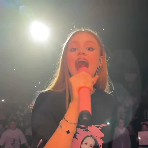 👋 Стикер «Milana Star» для Telegram