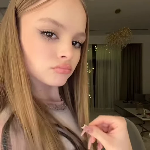 🔫 Стикер «Milana Star» для Telegram