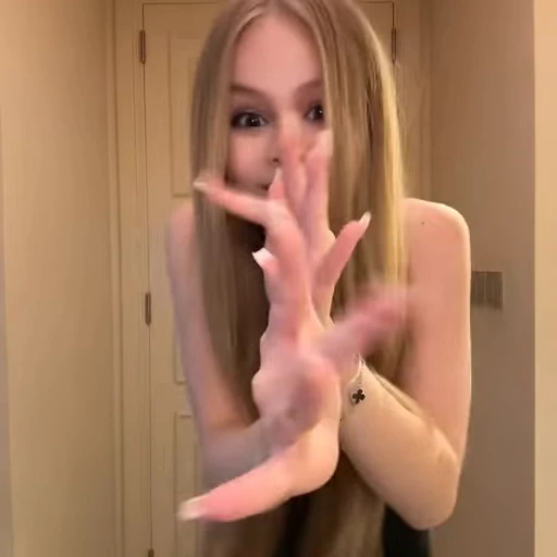 🤡 Стикер «Milana Star» для Telegram
