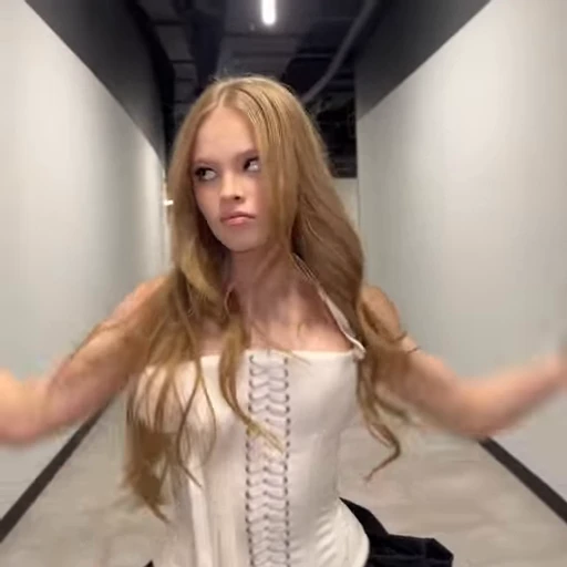 🫵 Стикер «Milana Star» для Telegram