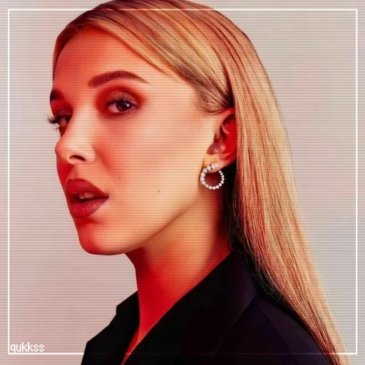😒 Стикер «Millie Bob» для Telegram