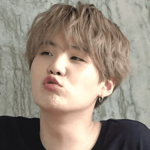 😽 Стикер «MinSUGA» для Telegram