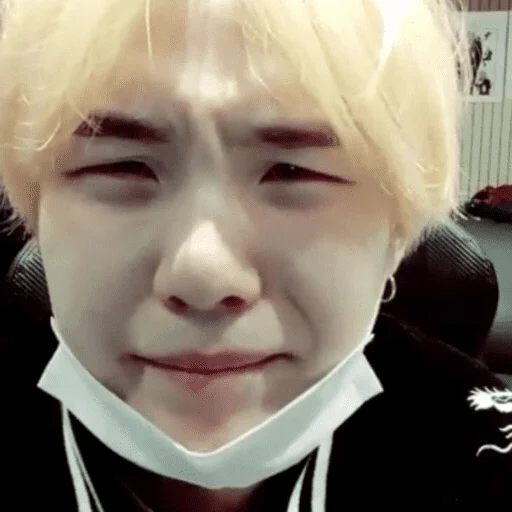 😖 Стикер «MinSUGA» для Telegram