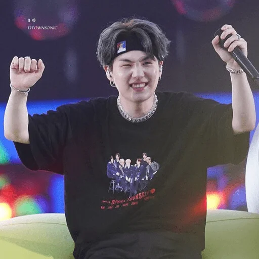 😸 Стикер «MinSUGA» для Telegram