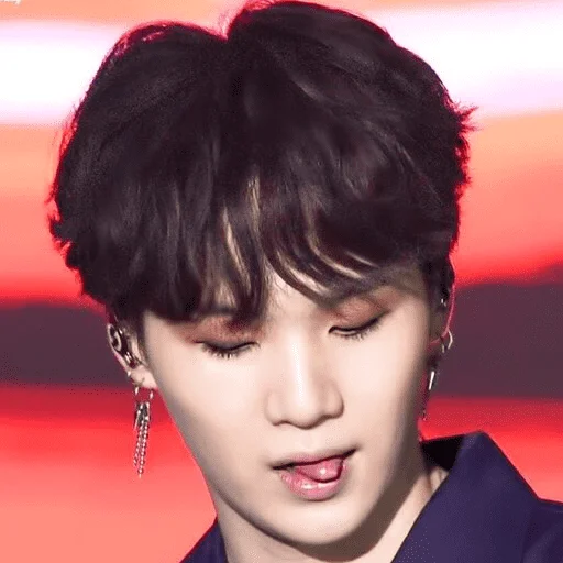 😋 Стикер «MinSUGA» для Telegram