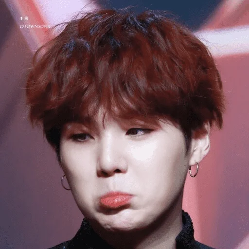 😔 Стикер «MinSUGA» для Telegram