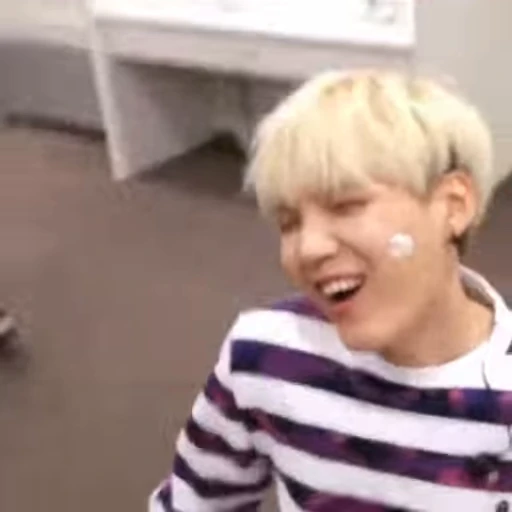 💔 Стикер «Suga» для Telegram