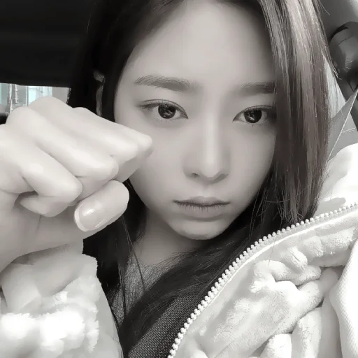 🦷 Стикер «۰. ݁⸙ minju ִֶָ» для Telegram