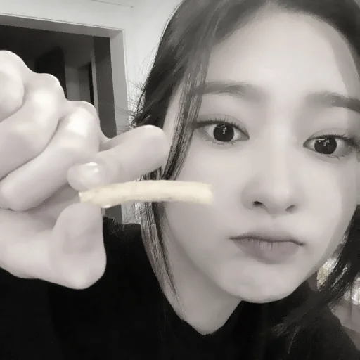 🦷 Стикер «۰. ݁⸙ minju ִֶָ» для Telegram