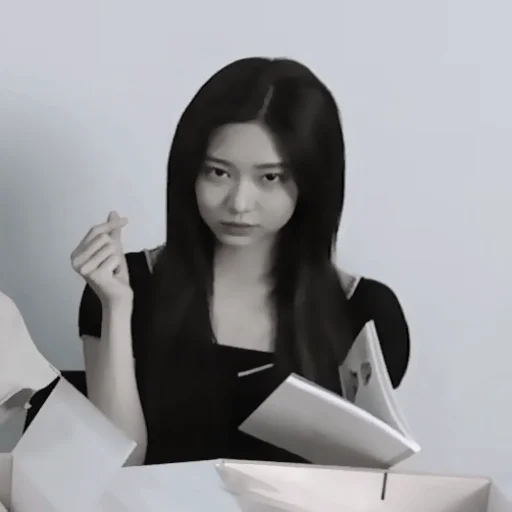 🦷 Стикер «۰. ݁⸙ minju ִֶָ» для Telegram