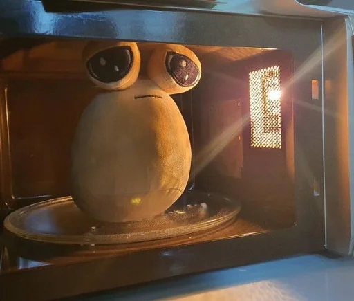 😭 Стикер «Miserable pou» для Telegram