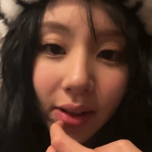 🌥️ Стикер «Chaeng» для Telegram