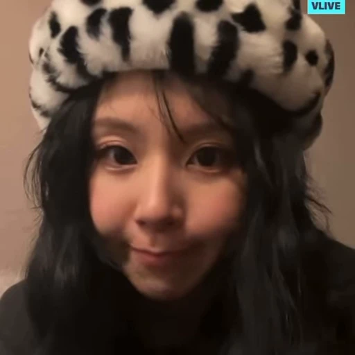 🌥️ Стикер «Chaeng» для Telegram