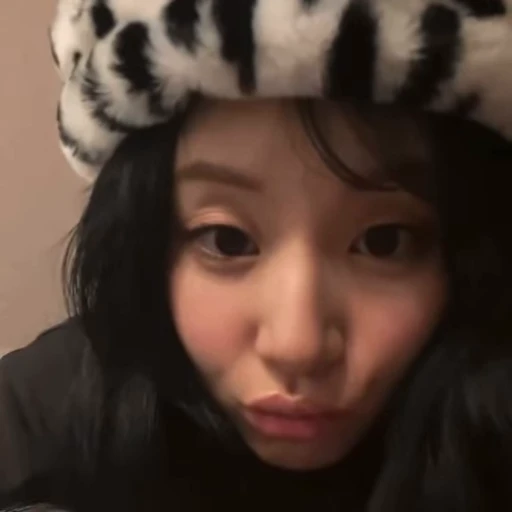 🦨 Стикер «Chaeng» для Telegram