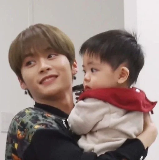 💕 Стикер «minho» для Telegram