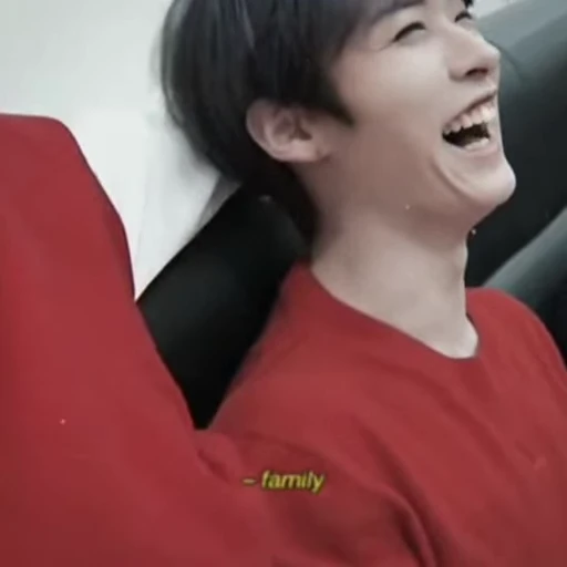 😂 Стикер «Stray Kids» для Telegram