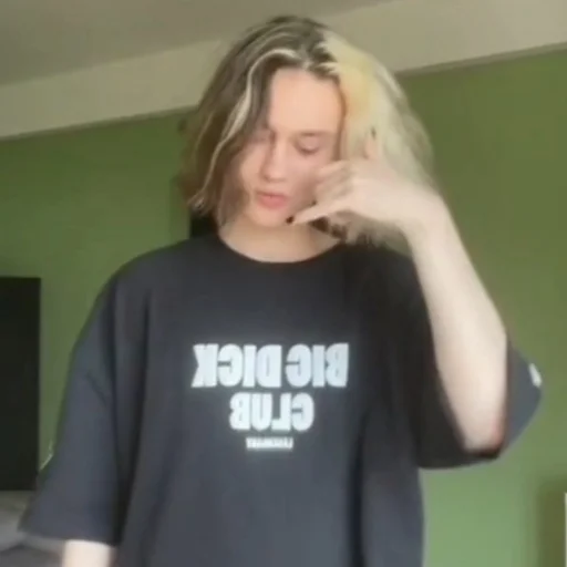 🤙 Стикер «молдавская муха 2» для Telegram