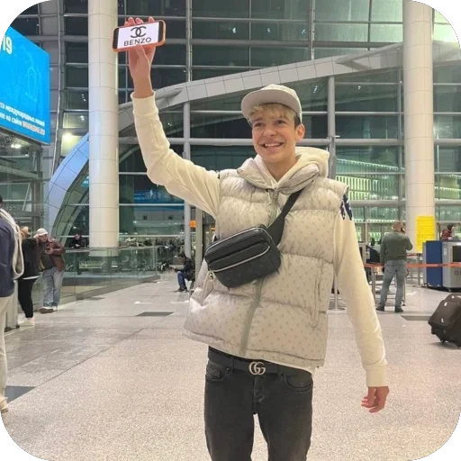 😁 Стикер «Young Plato» для Telegram