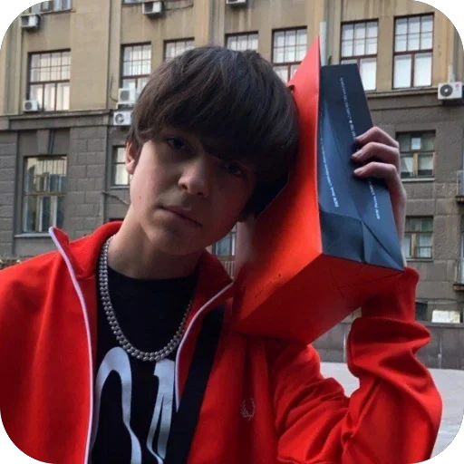 😎 Стикер «Young Plato» для Telegram