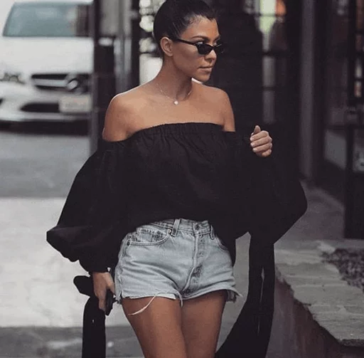 🖤 Стикер «BARBIES» для Telegram