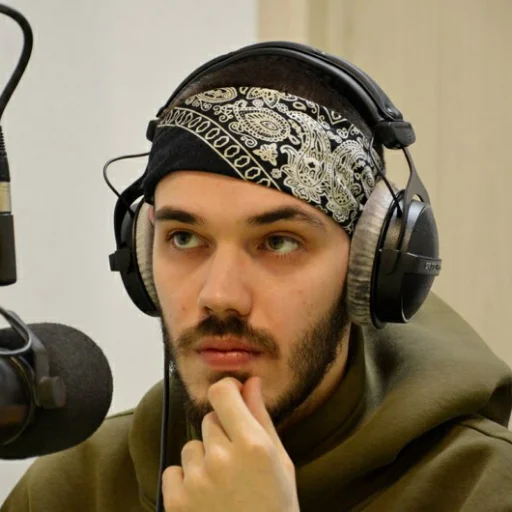 🤔 Стикер «mood Mnogoznaal» для Telegram