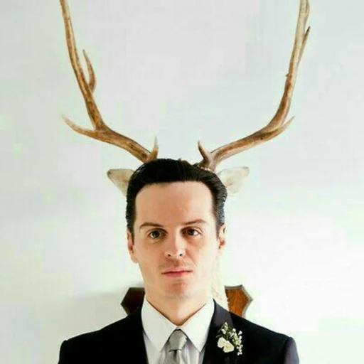 ♟ Стикер «Moriarty as Moriarty» для Telegram