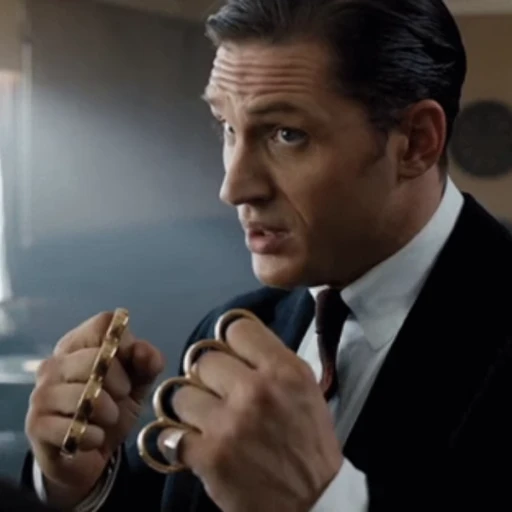 👊 Стикер «Movie Characters» для Telegram
