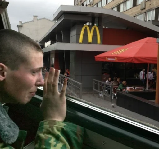 🍔 Стикер «Москва Мобилизованная» для Telegram