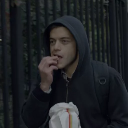 🍟 Стикер «Mr Robot» для Telegram