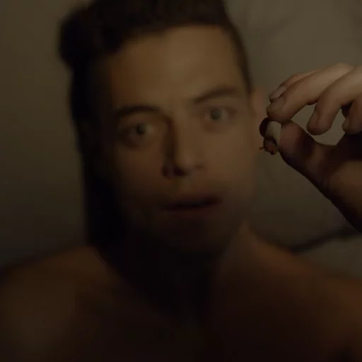 😵 Стикер «Mr Robot» для Telegram