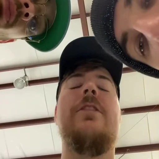 👥 Стикер «Mr Beast» для Telegram