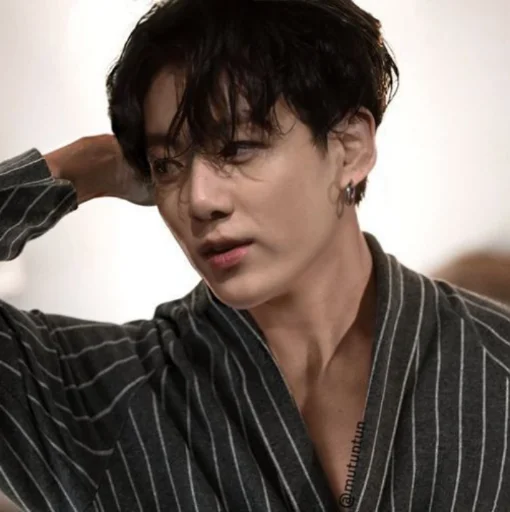 🦅 Стикер «mr jeon» для Telegram