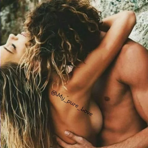 💋 Стикер «Chanell» для Telegram