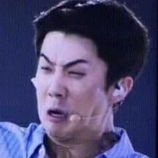 🤢 Стикер «exo memes» для Telegram