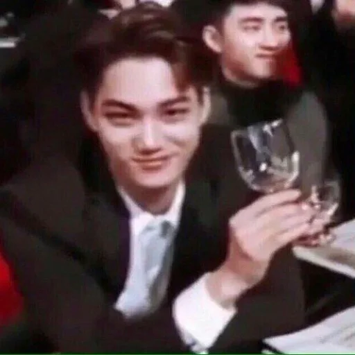 🍷 Стикер «exo memes» для Telegram