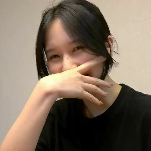 Стикерпак myoui mina для Telegram