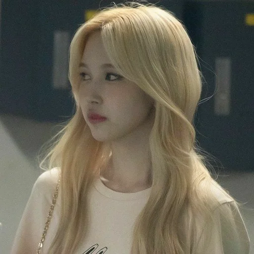 🌸 Стикер «myoui mina» для Telegram