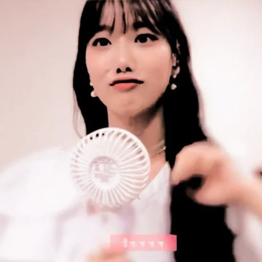 🎞 Стикер «NAEUN» для Telegram