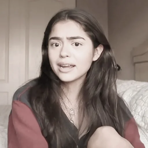 Стикерпак Madison Beer для Telegram