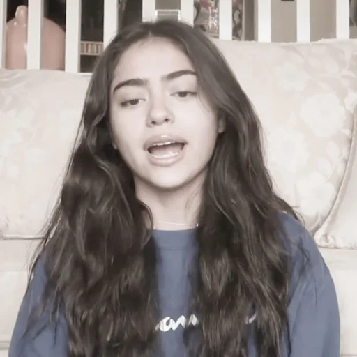 🍣 Стикер «Madison Beer» для Telegram