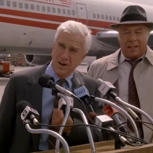 🎤 Стикер «Naked Gun» для Telegram