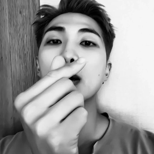 ♠️ Стикер «намджун» для Telegram