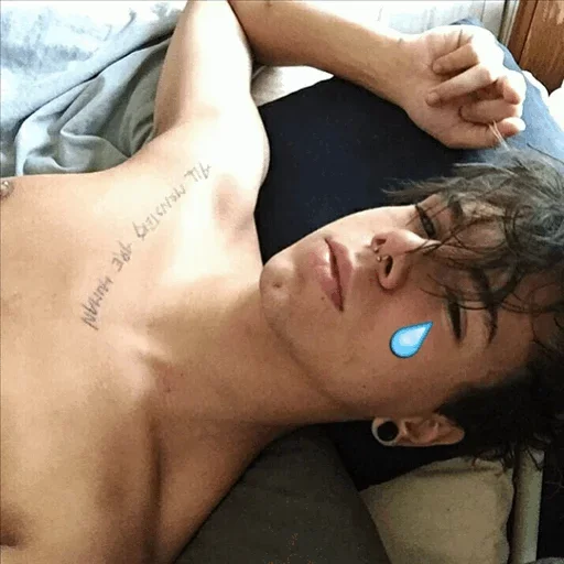 😥 Стикер «Macho» для Telegram