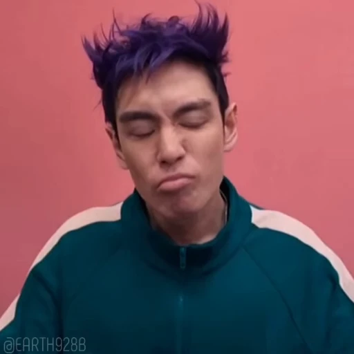 😢 Стикер «Neuro Squid Game» для Telegram