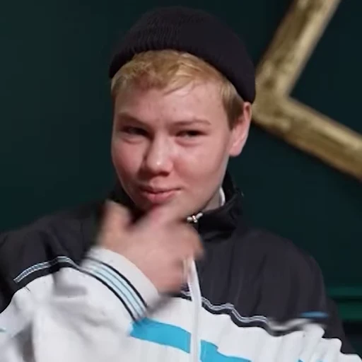 😘 Стикер «Новые Пацанки 2» для Telegram
