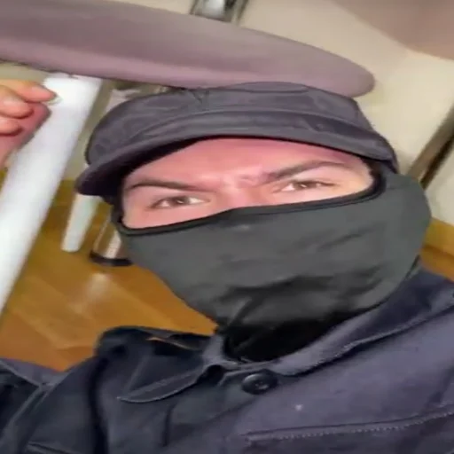 😐 Стикер «Neyrolix» для Telegram