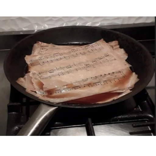 🥘 Стикер «Cr» для Telegram