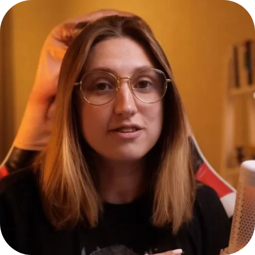 ❤ Стикер «Nika Karuso» для Telegram
